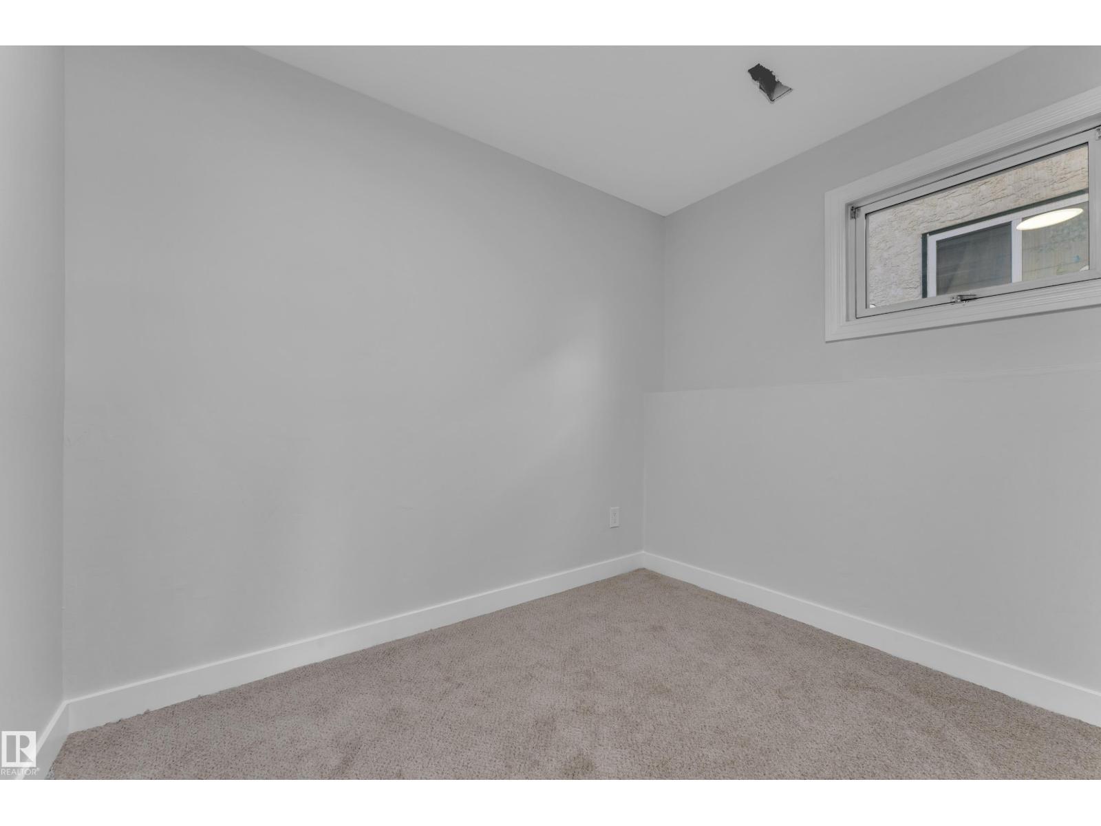 5118 17A AV NW NW - 32