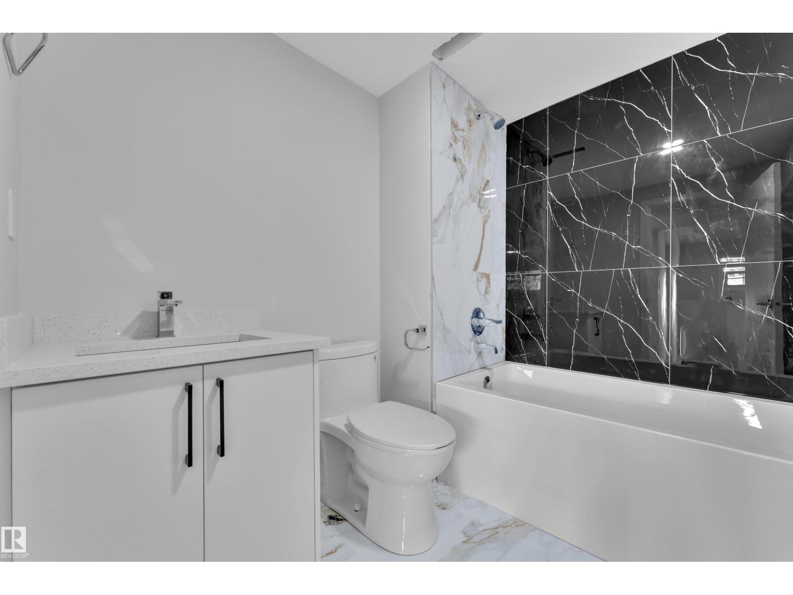 5118 17A AV NW NW - 33
