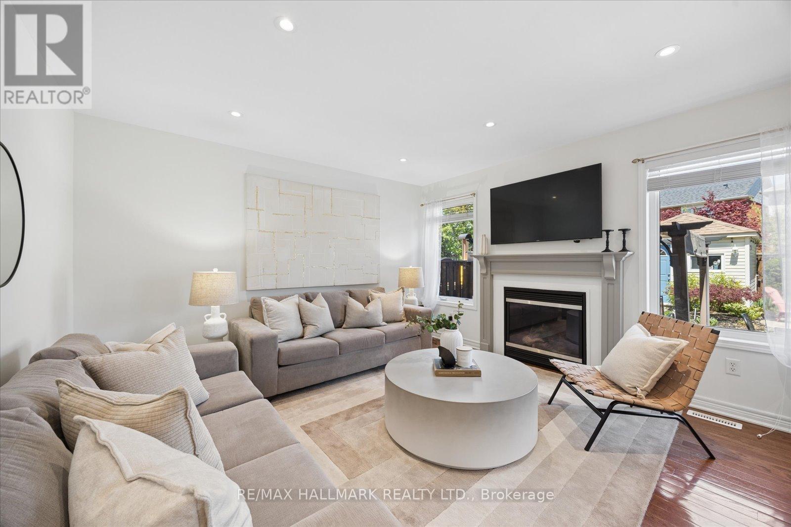 44 FRED SILVESTER ROAD - 18