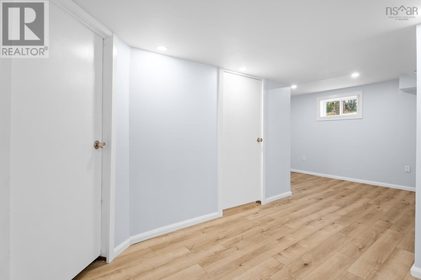 43 Lakecrest Drive - 31