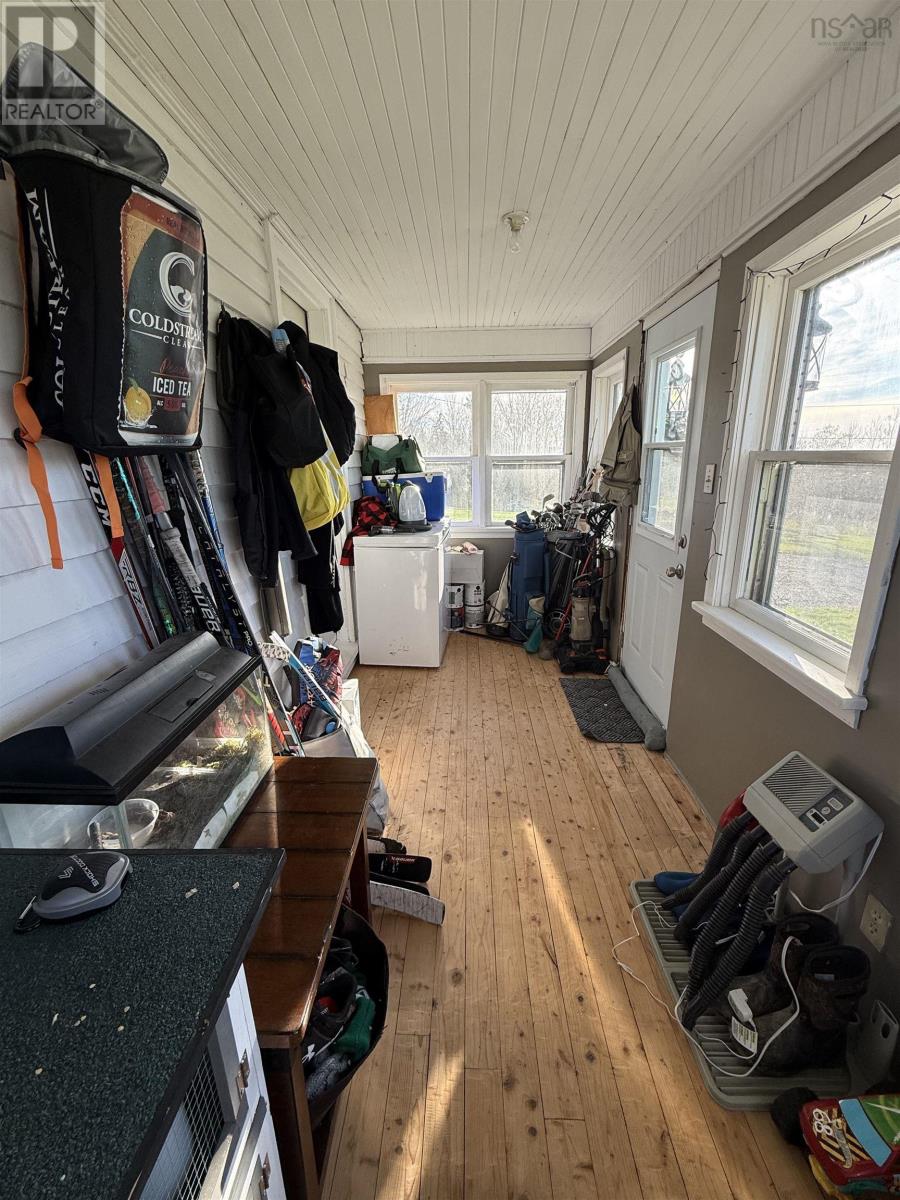 10250 Highway 4 - 34