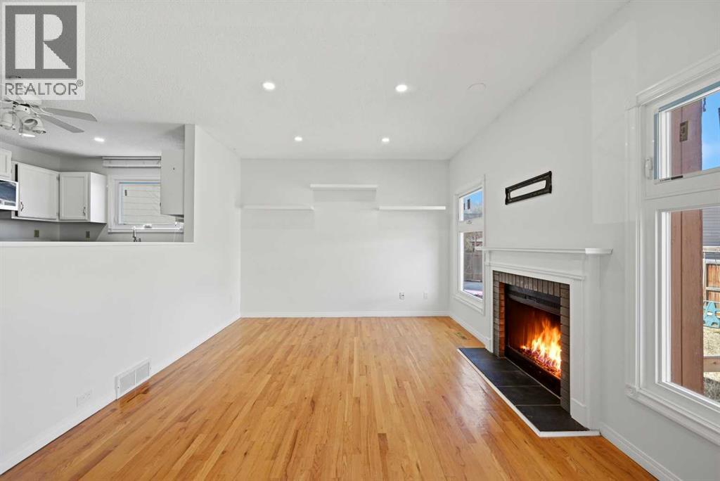 92 Whitlock Close NE - 17