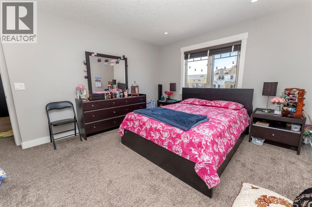 249 Kinniburgh Boulevard - 32
