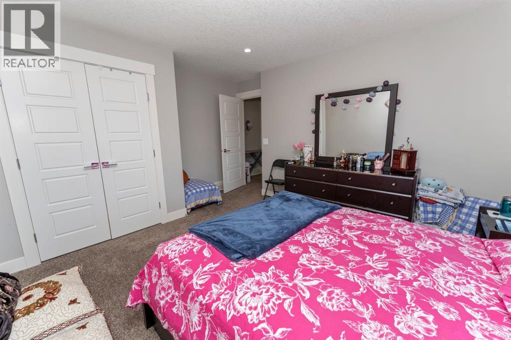 249 Kinniburgh Boulevard - 33