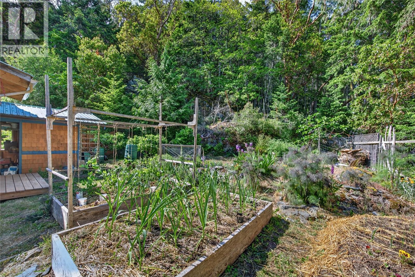 1252 Isabella Point Rd - 4