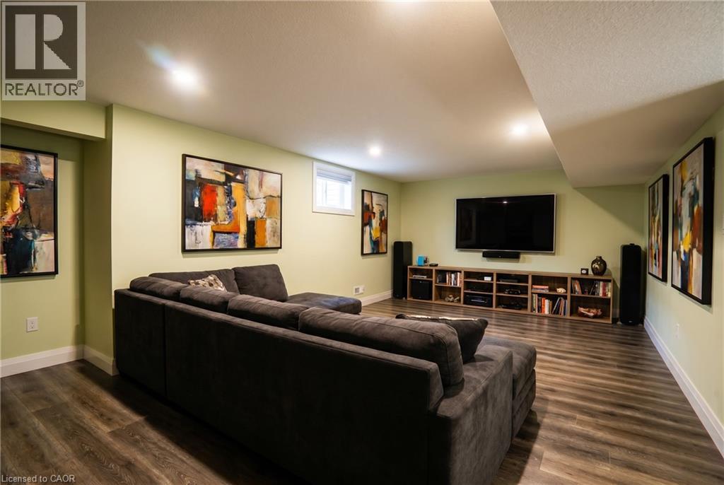 104 THAMES SPRINGS Crescent - 16