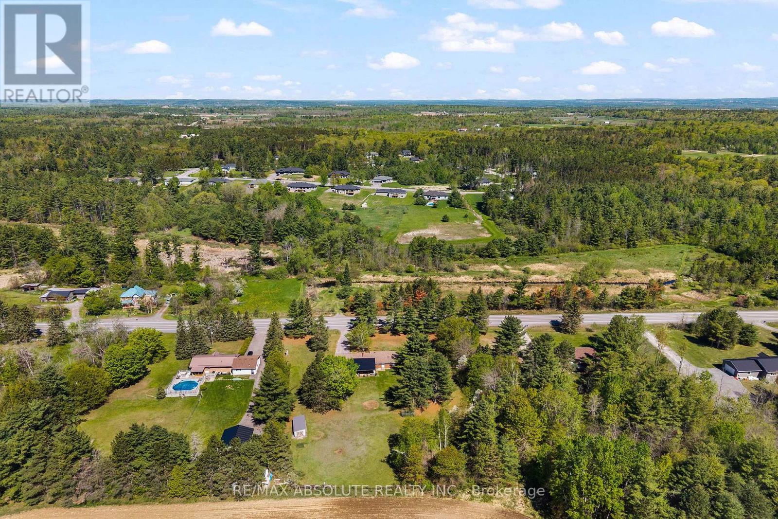 213 CALABOGIE ROAD - 34