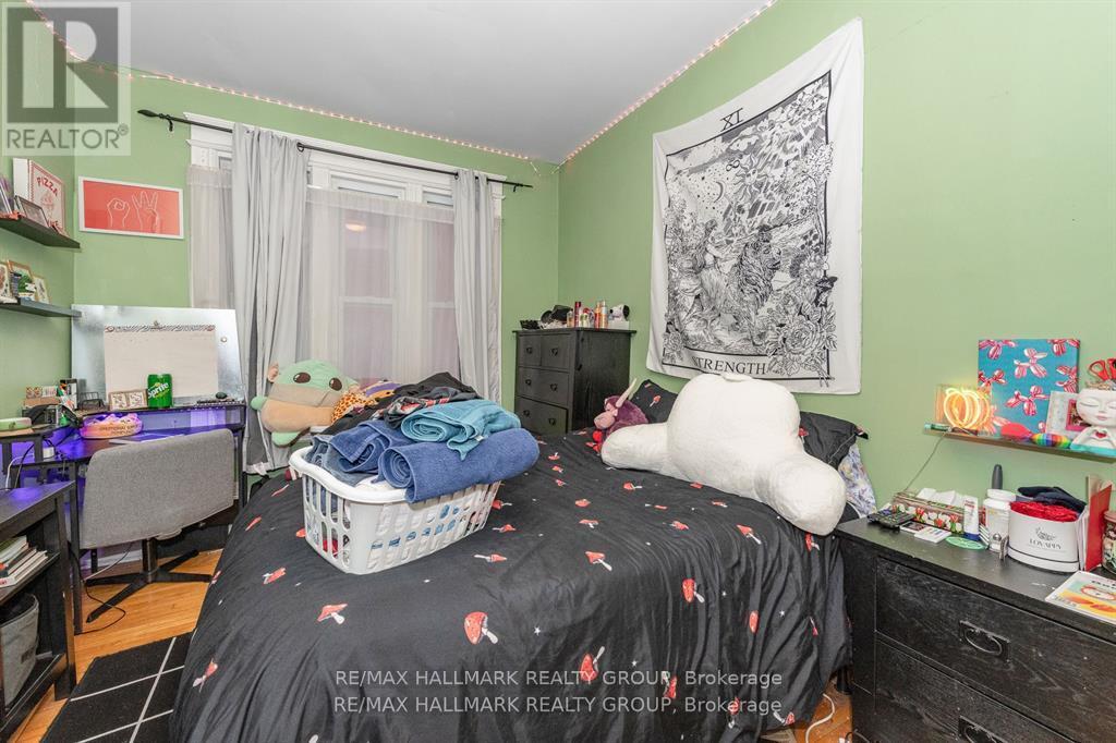 121 OSGOODE STREET - 13