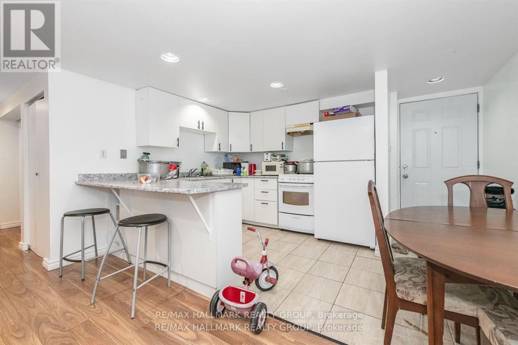 121 OSGOODE STREET - 41