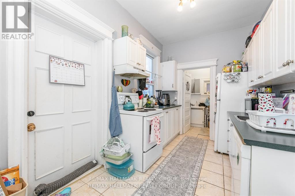 121 OSGOODE STREET - 9