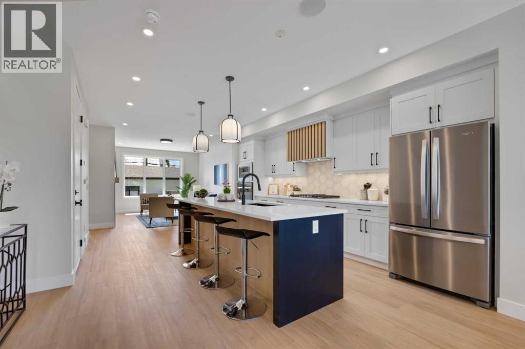 7929 47 Avenue NW - 14