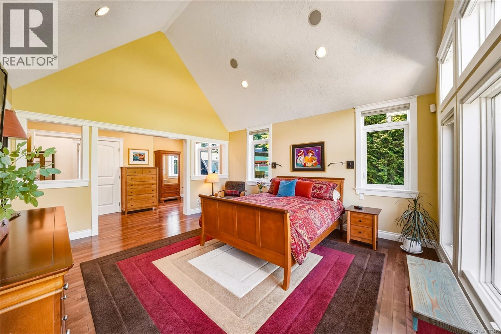3949 Valhalla Lane - 36