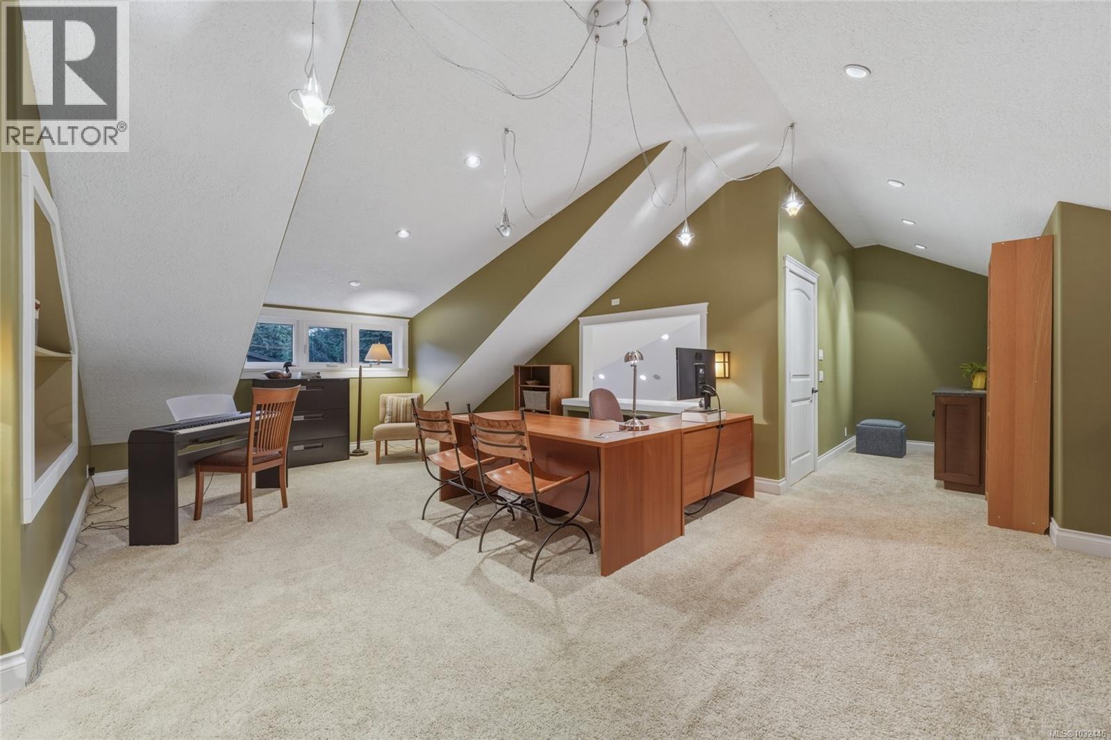 3949 Valhalla Lane - 51