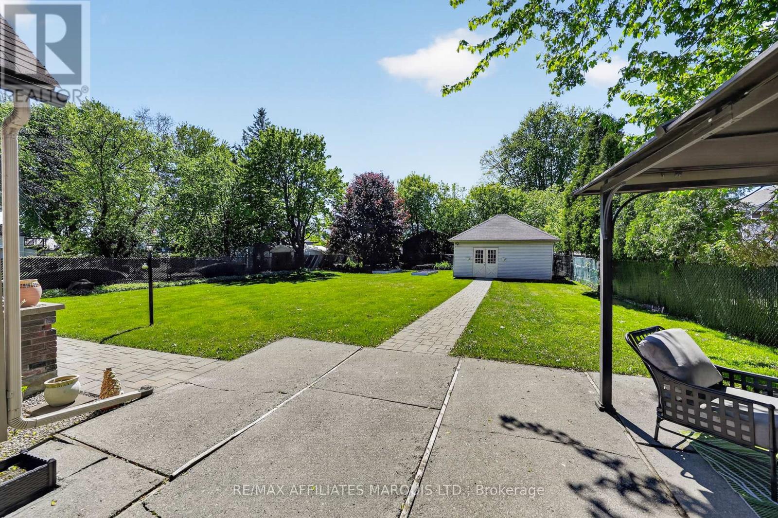127 LAWRENCE AVENUE - 34