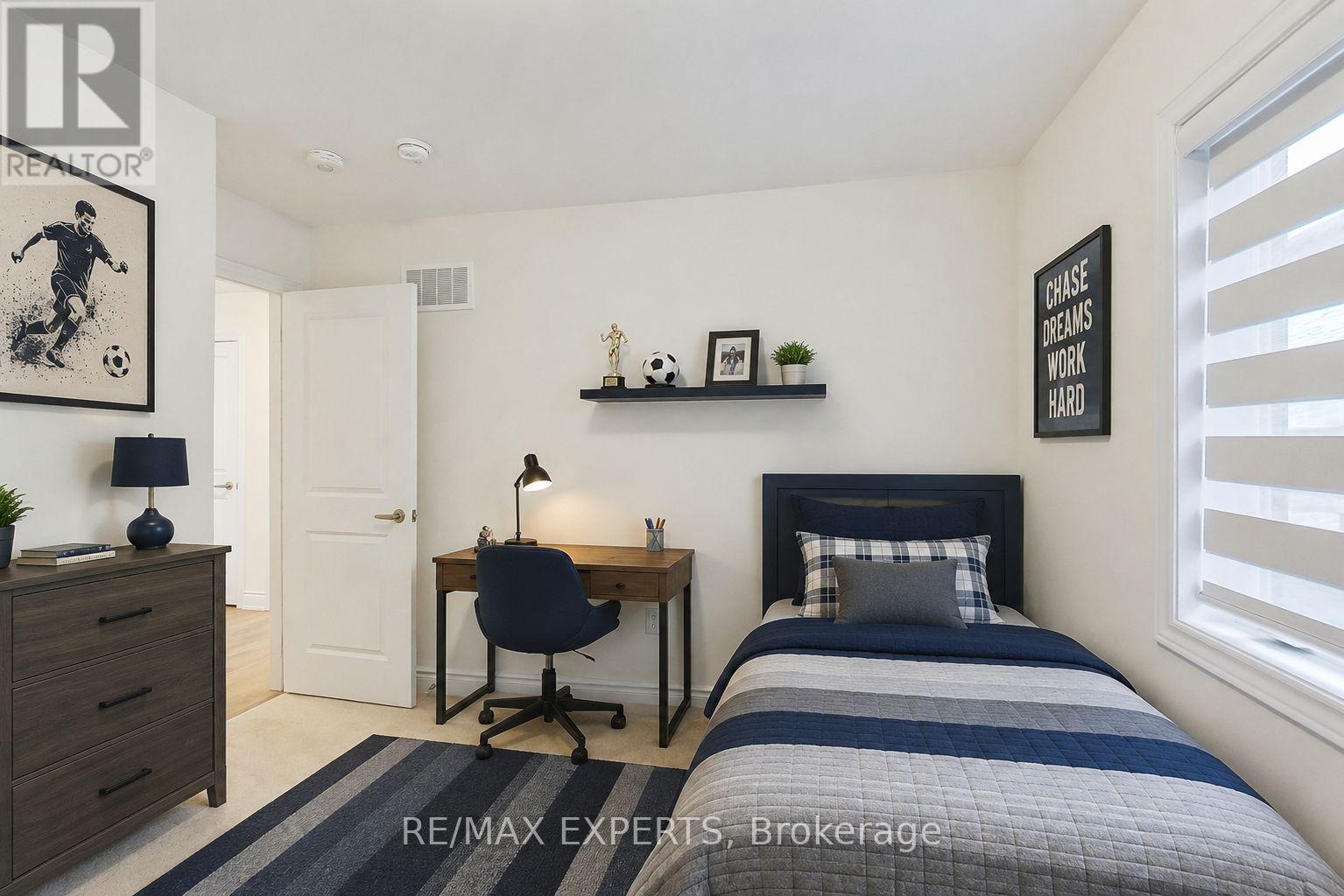 11 UNION BOULEVARD - 29