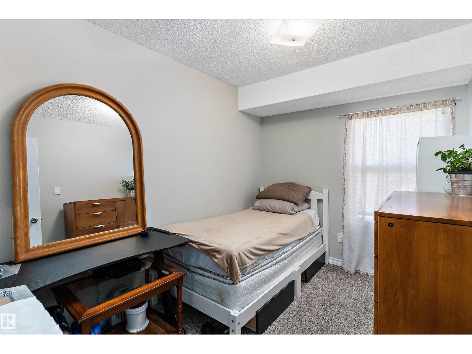6617 180 ST NW - 8
