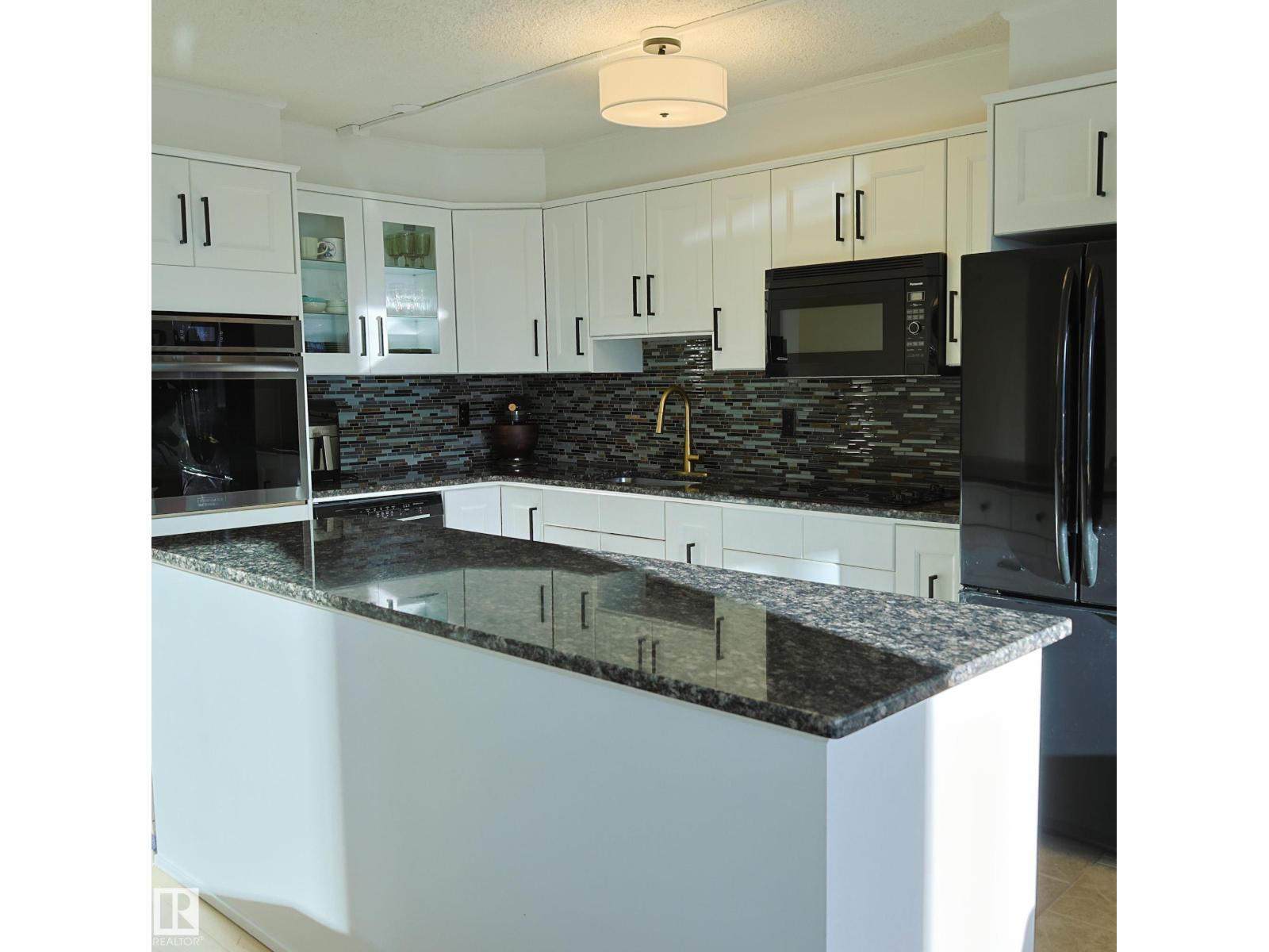 #807 10011 116 ST NW - 7