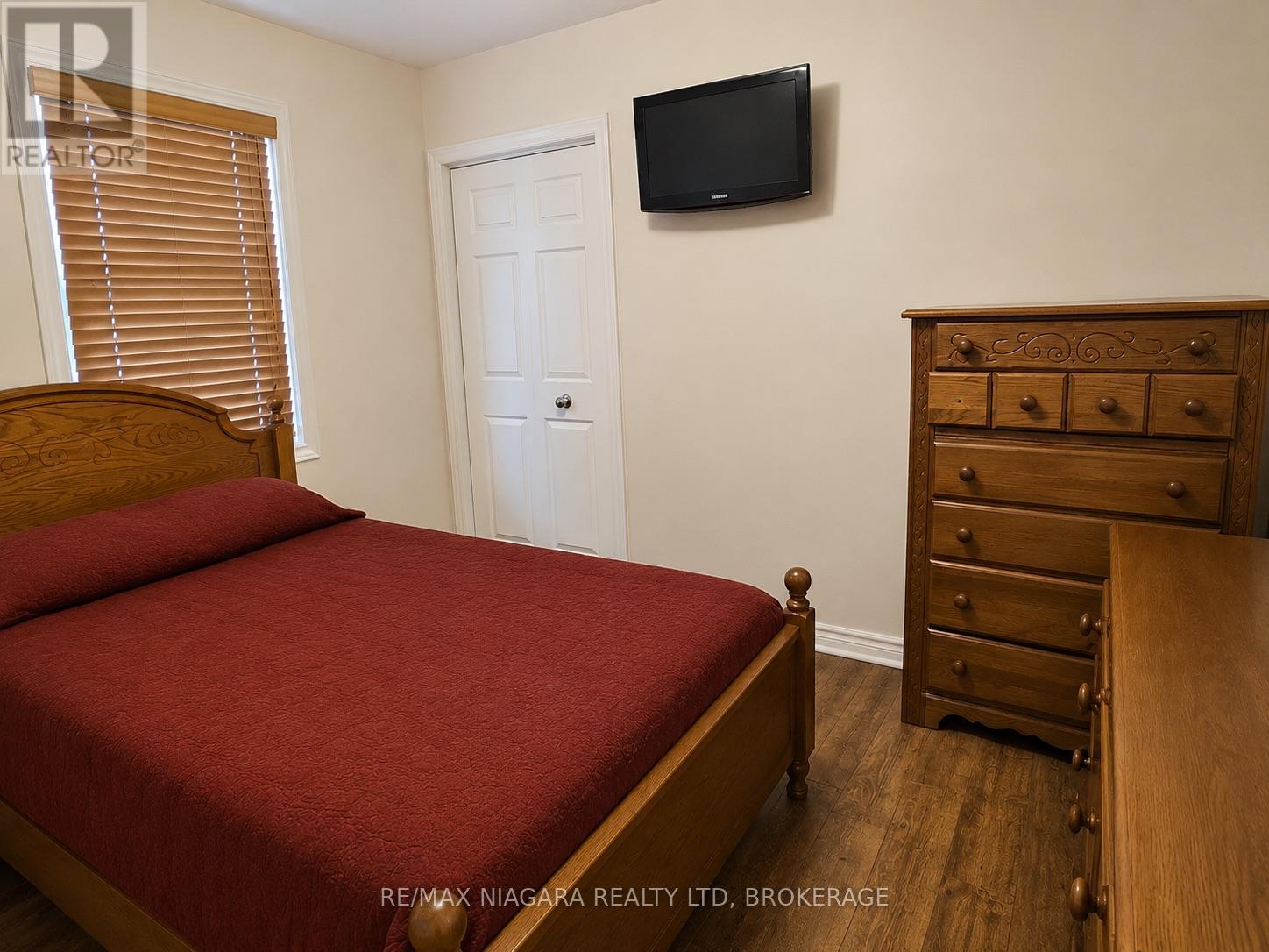63 SULLIVAN AVENUE - 11