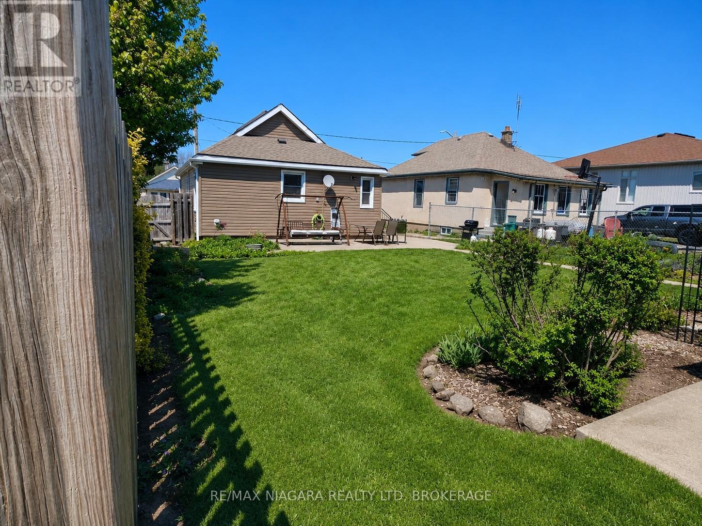 63 SULLIVAN AVENUE - 18