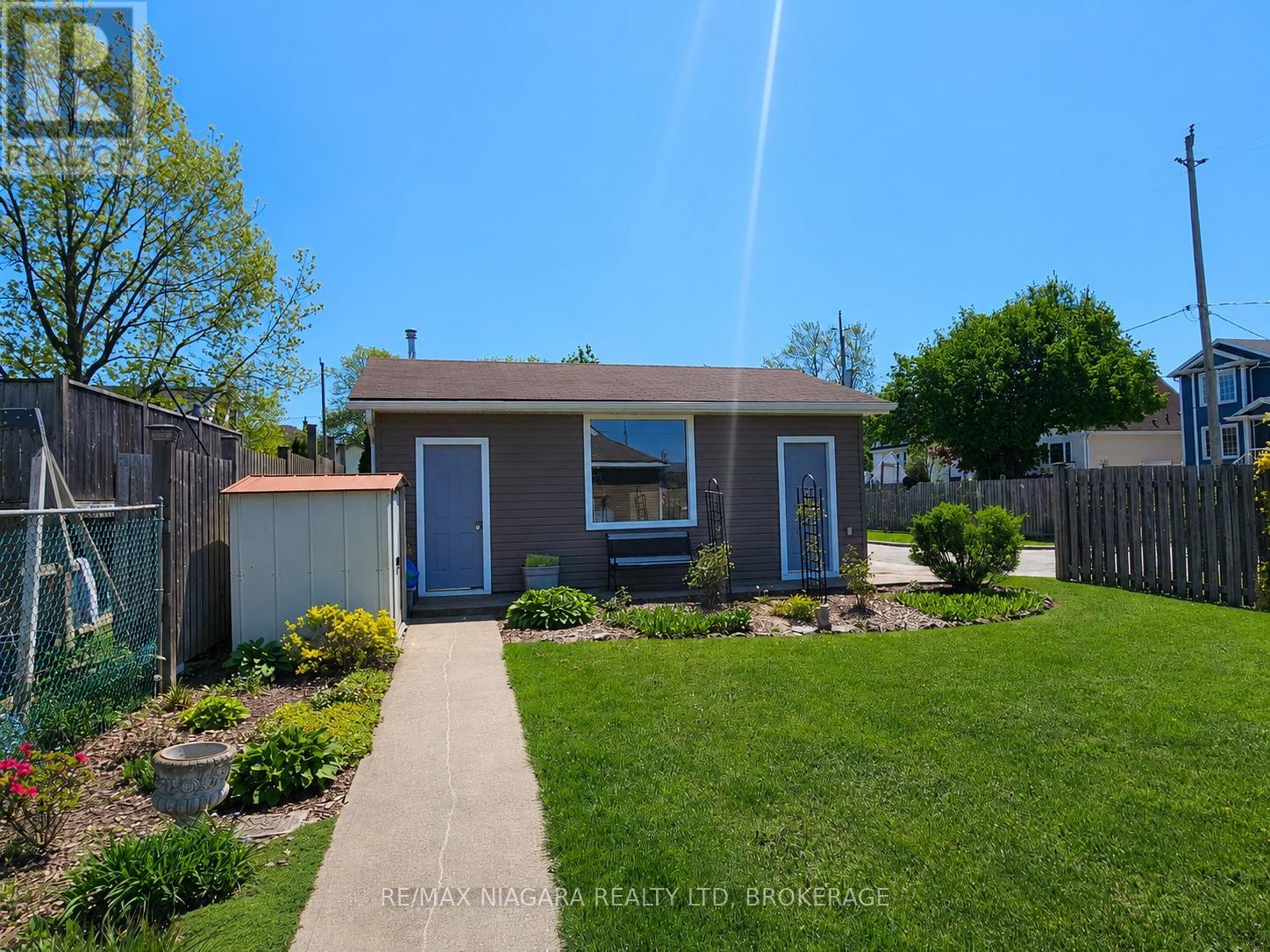 63 SULLIVAN AVENUE - 19