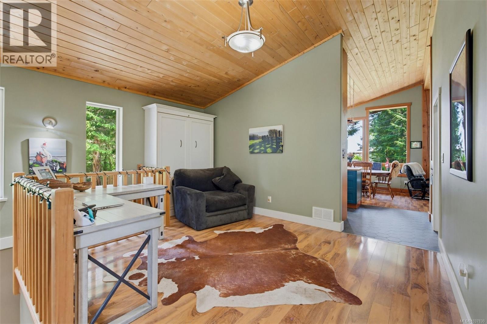 12051 West Coast Rd - 16