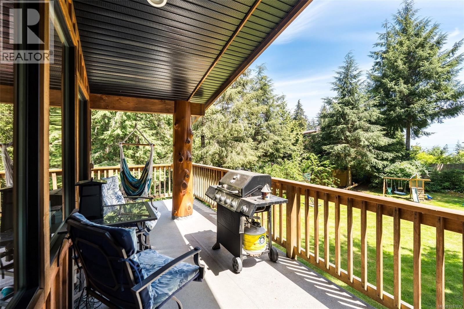 12051 West Coast Rd - 25