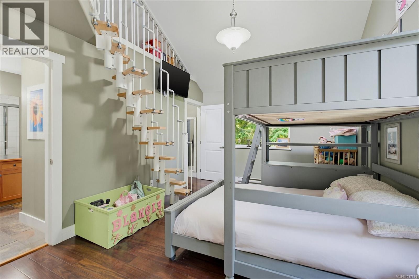 12051 West Coast Rd - 28
