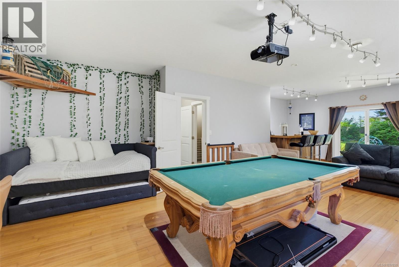 12051 West Coast Rd - 36