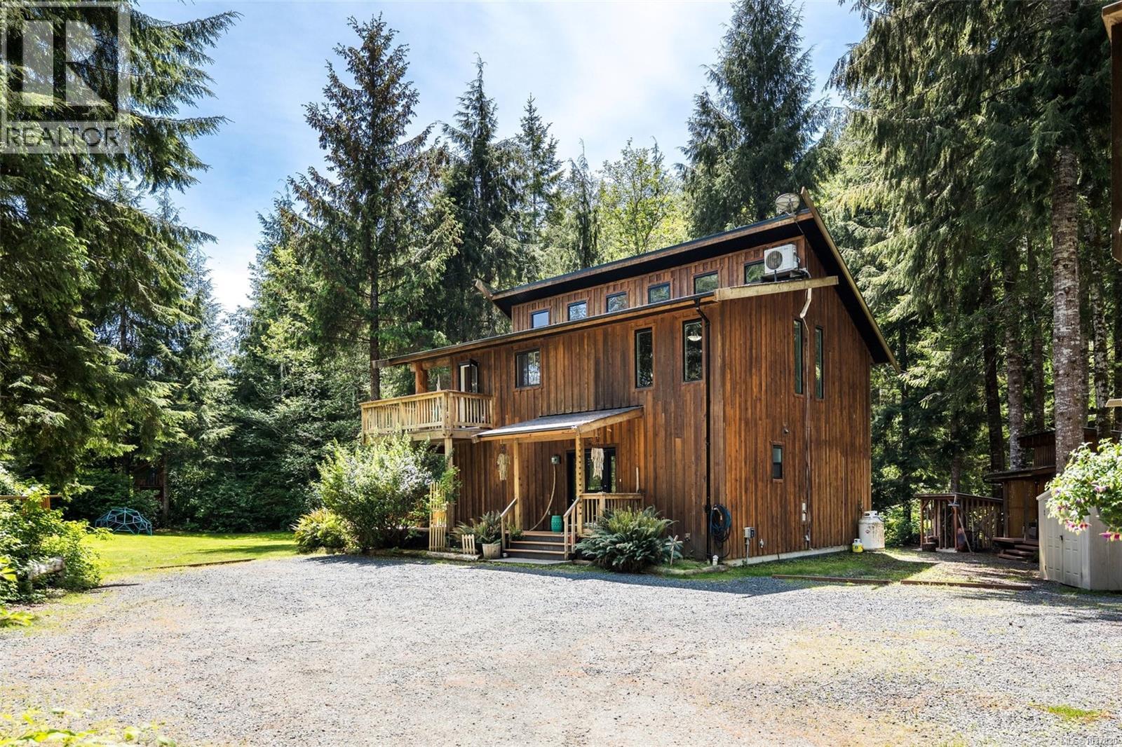 12051 West Coast Rd - 9