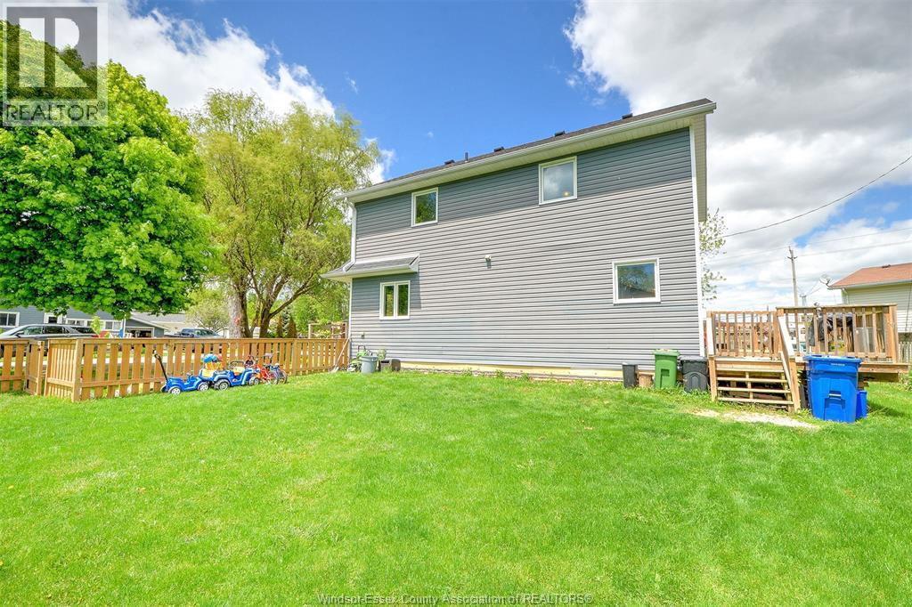 154 LINCOLN COURT - 12