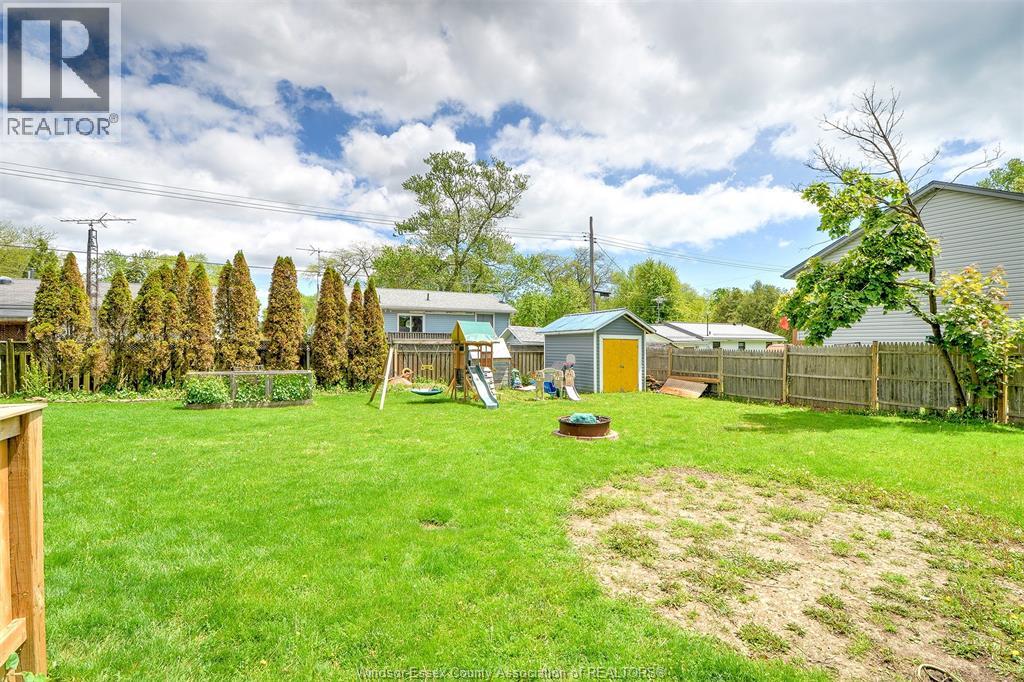 154 LINCOLN COURT - 9