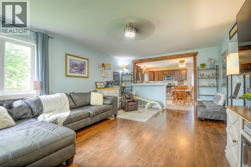 154 LINCOLN COURT - 17