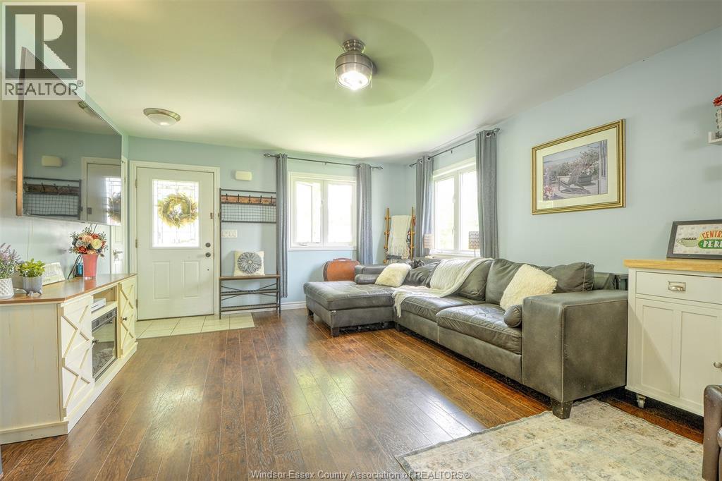 154 LINCOLN COURT - 16