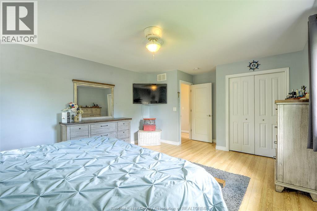 154 LINCOLN COURT - 28