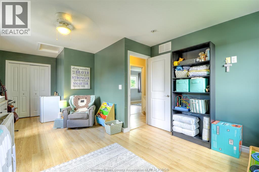154 LINCOLN COURT - 30
