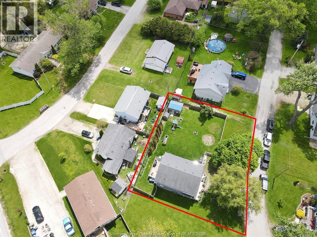 154 LINCOLN COURT - 43
