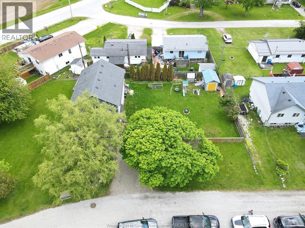 154 LINCOLN COURT - 40
