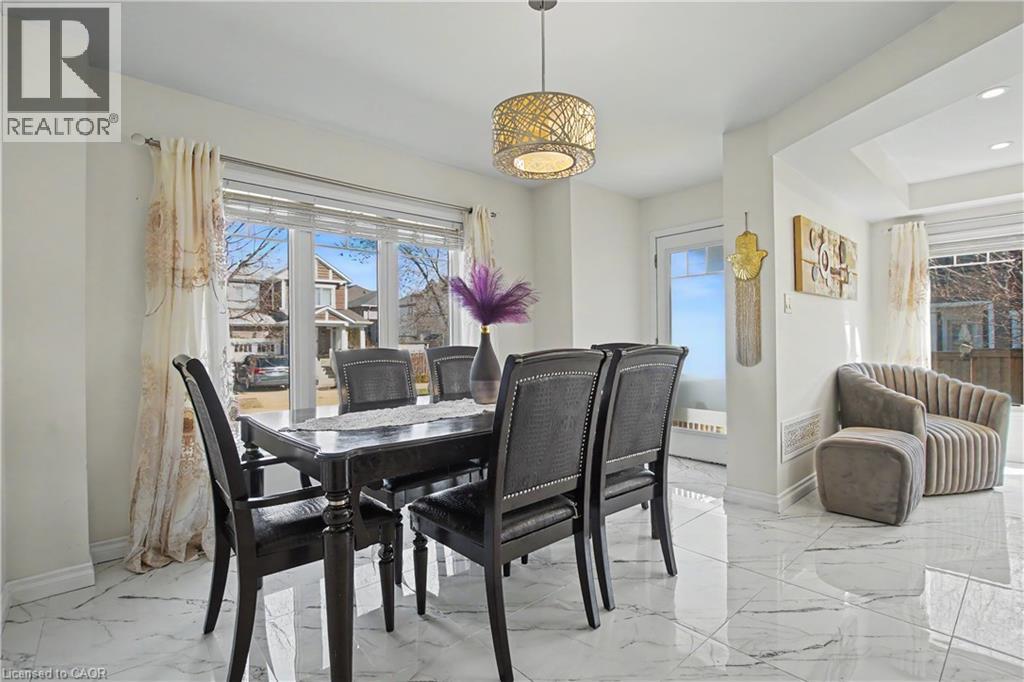 60 POSTMASTER Drive - 11