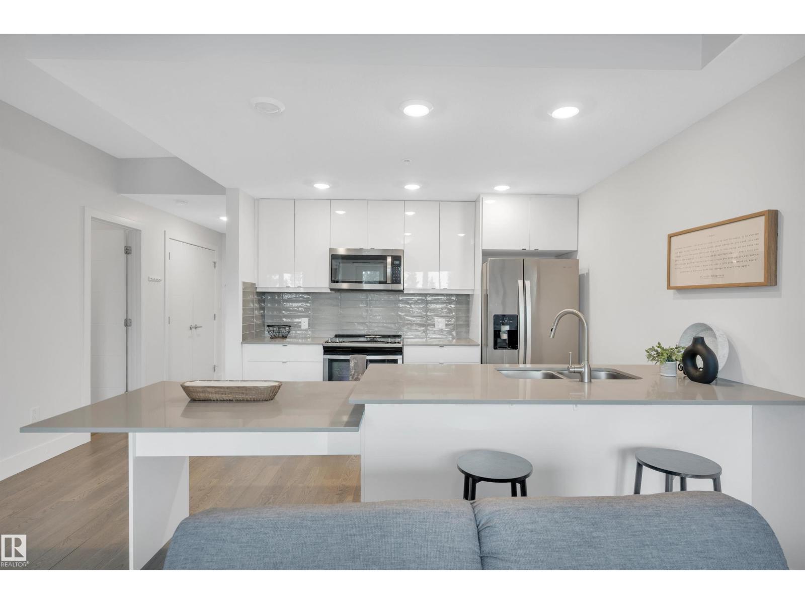 #306 8510 90 ST NW — photo 12