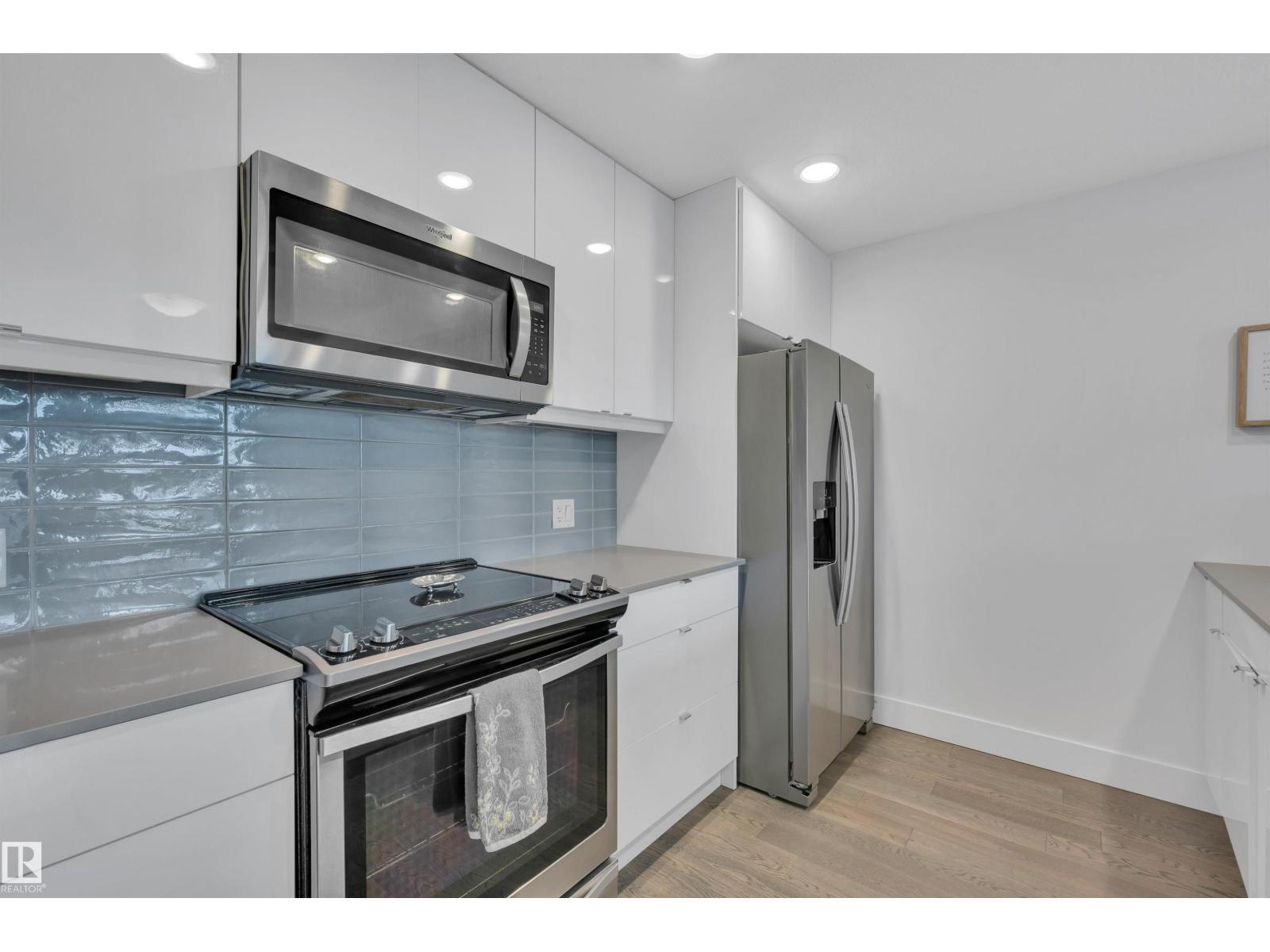 #306 8510 90 ST NW — photo 14