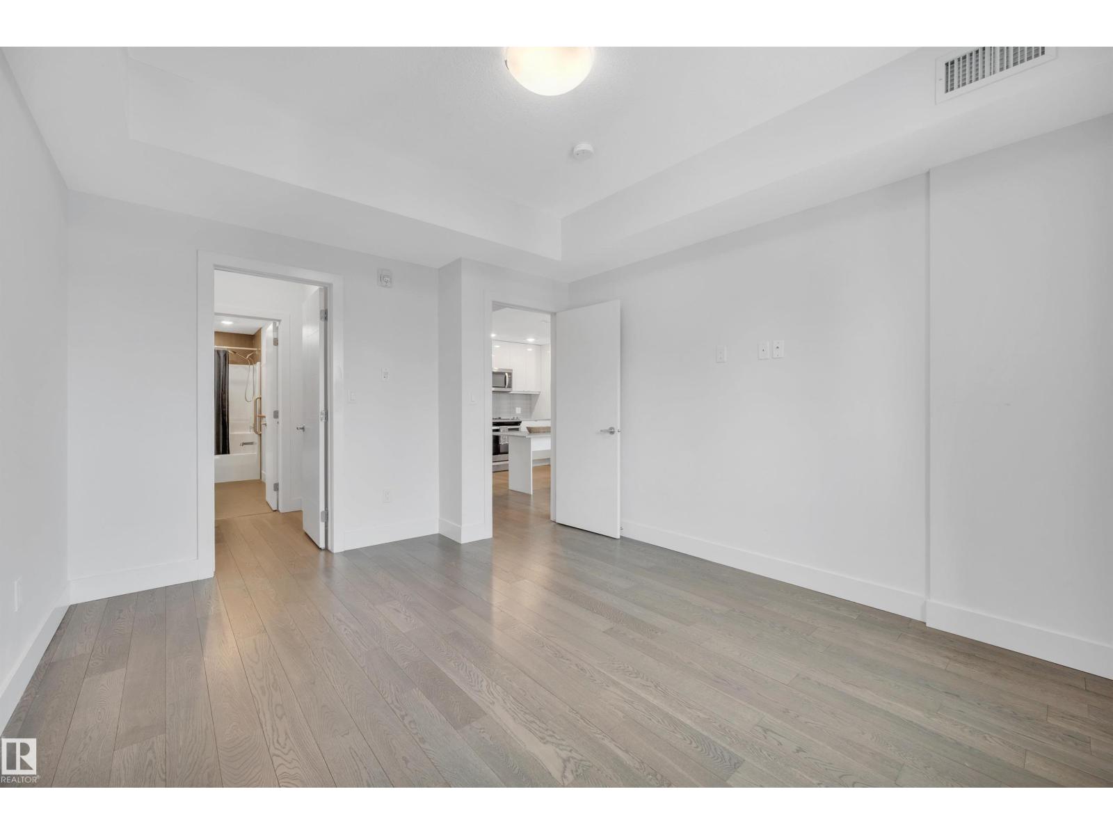 #306 8510 90 ST NW — photo 23