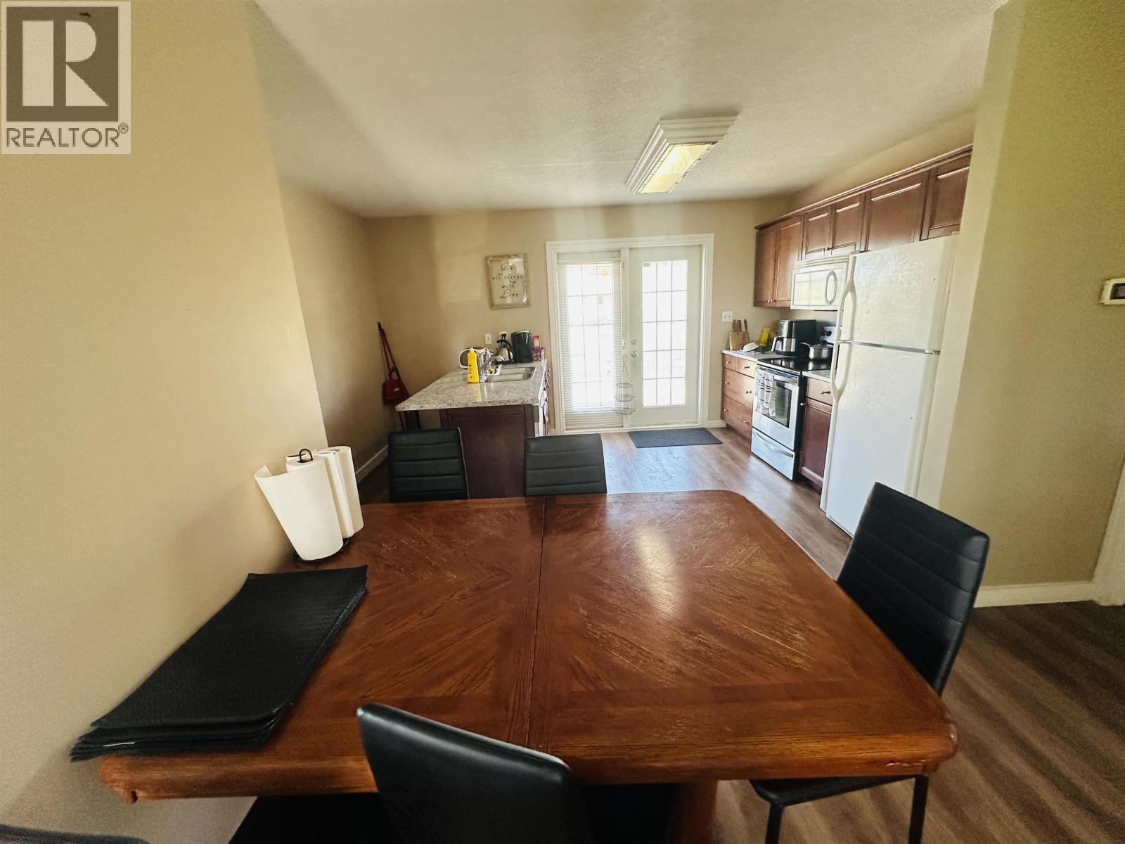 245 8TH Avenue, Burns Lake