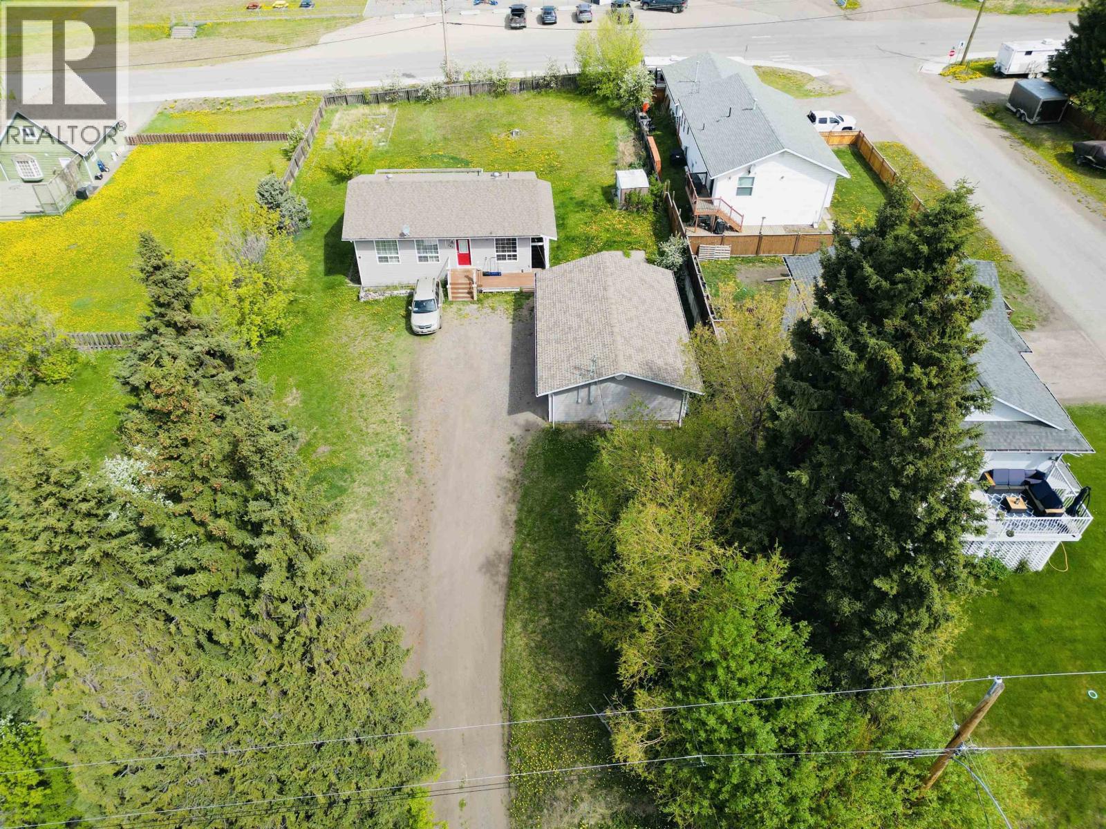 245 8TH Avenue, Burns Lake