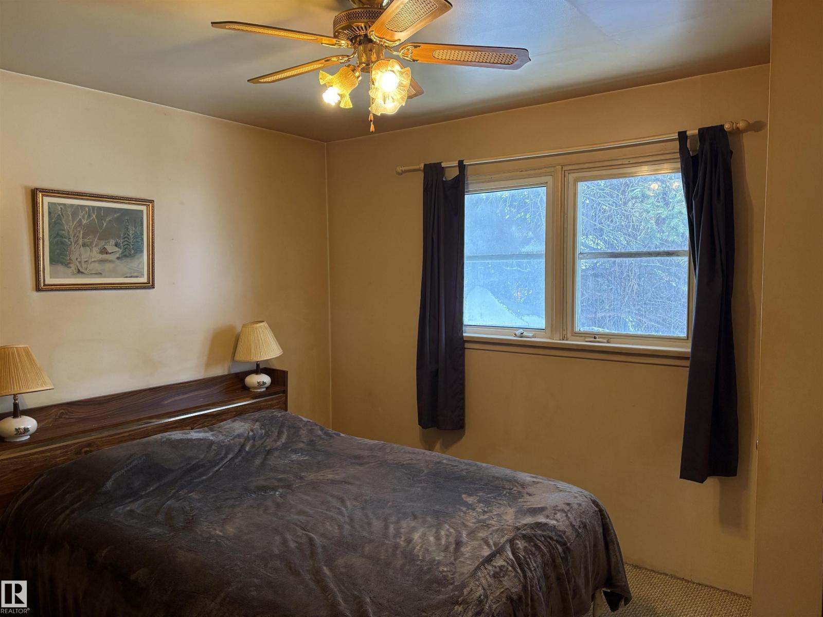 10916 151 ST NW - 13