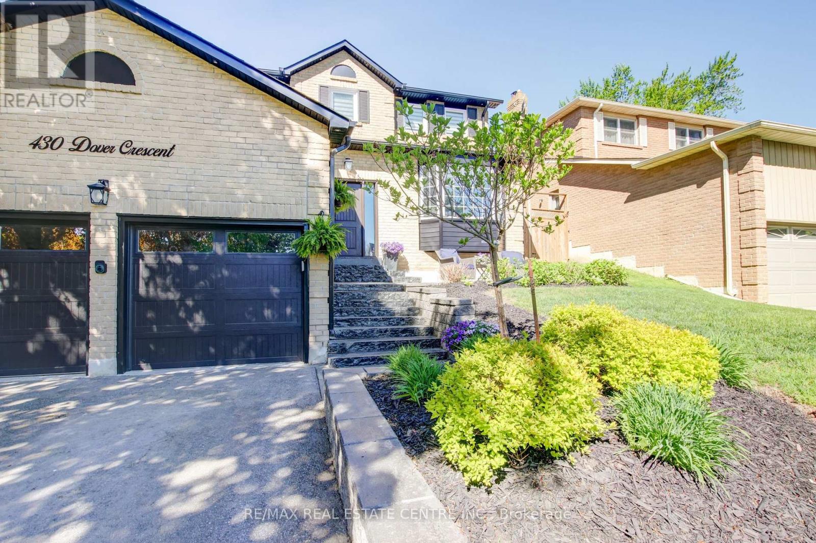430 DOVER CRESCENT - 7