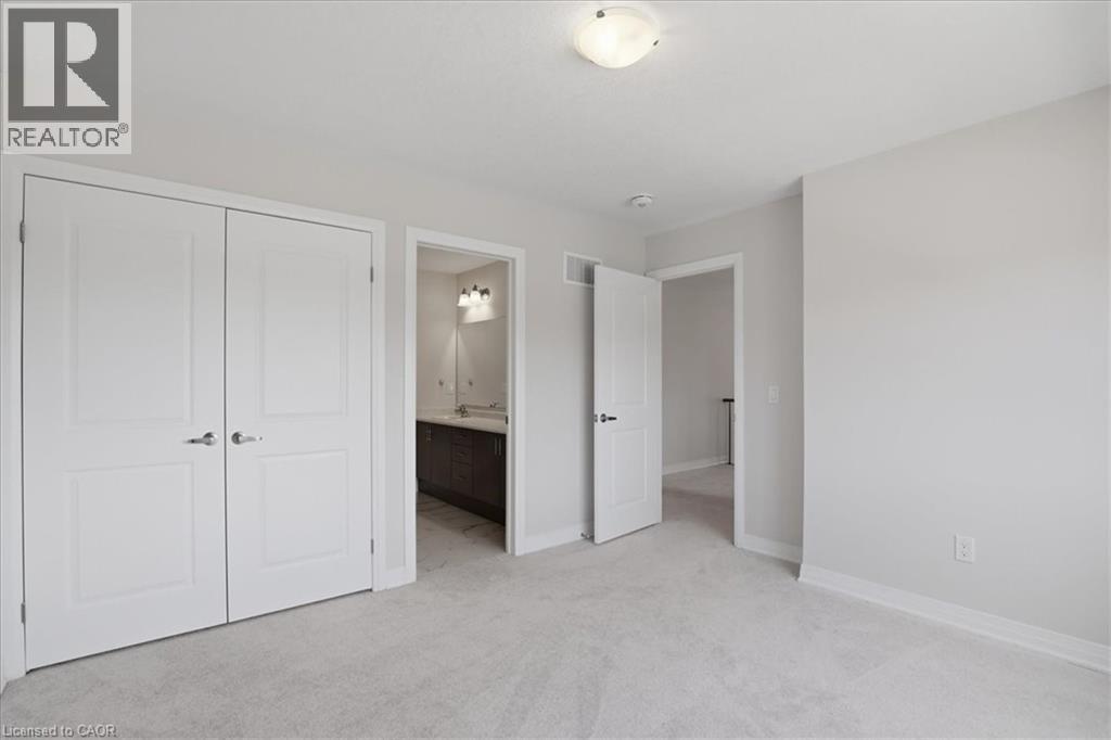 18 JOHN CARPENTER Road - 22
