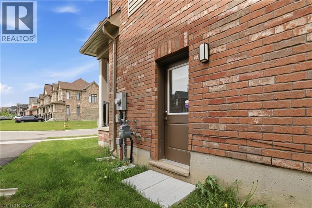 18 JOHN CARPENTER Road - 39
