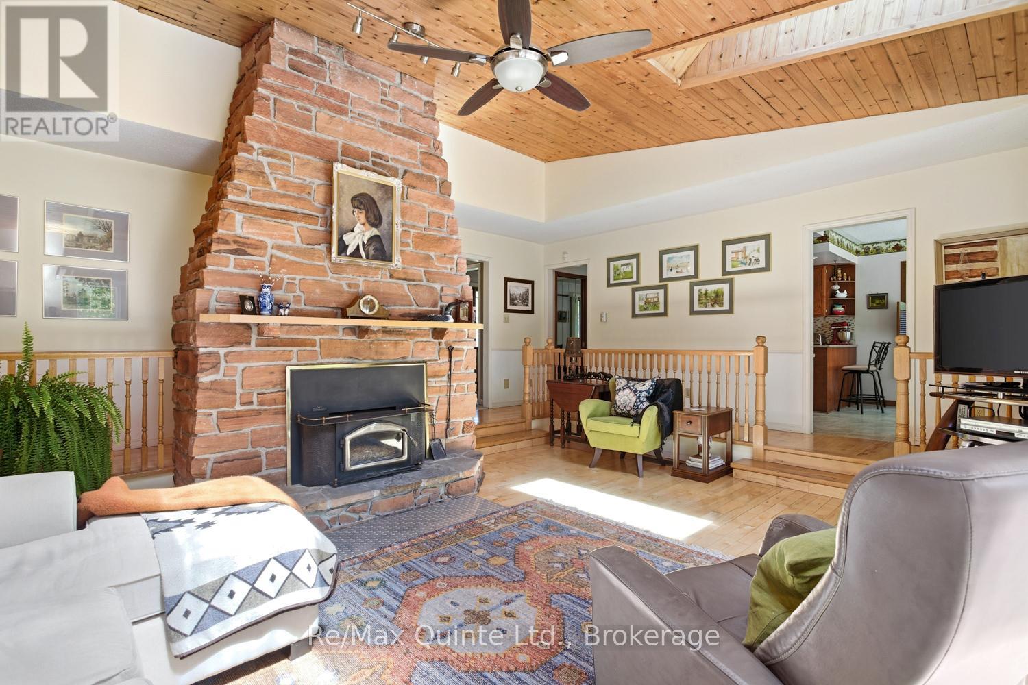 21858 LOYALIST PARKWAY - 9