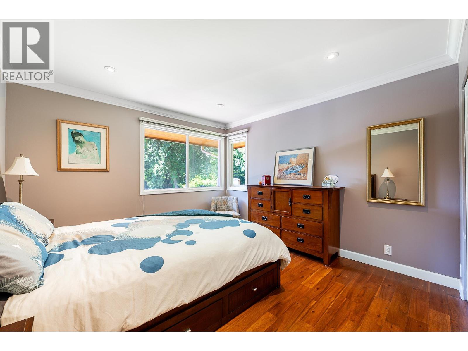 3955 VIEWRIDGE PLACE, West Vancouver