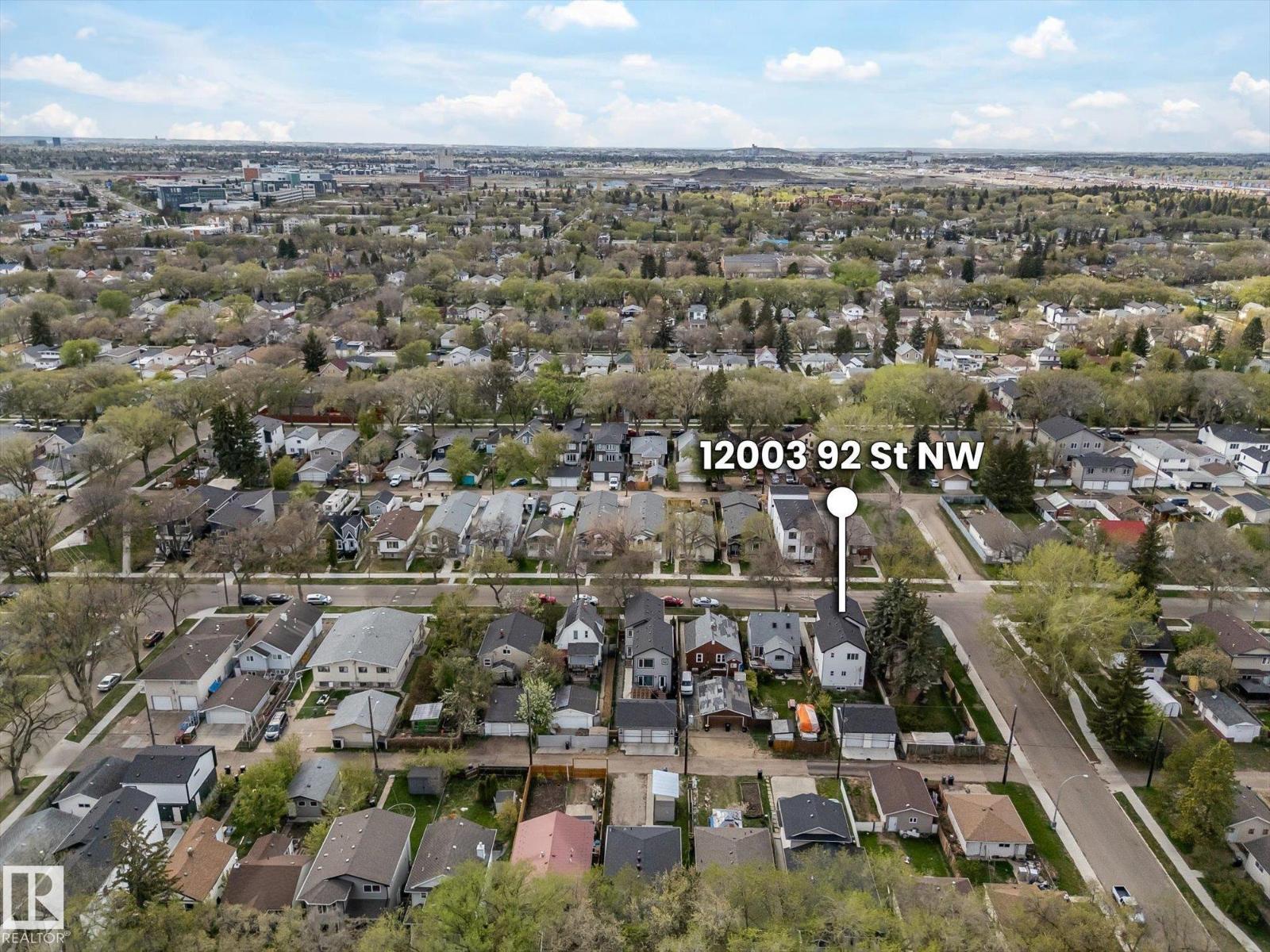 12033 92 ST NW - 6